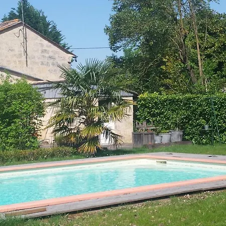 La Glycine De Musset